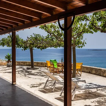 Alekos Houses-eternity * Xi Beach
